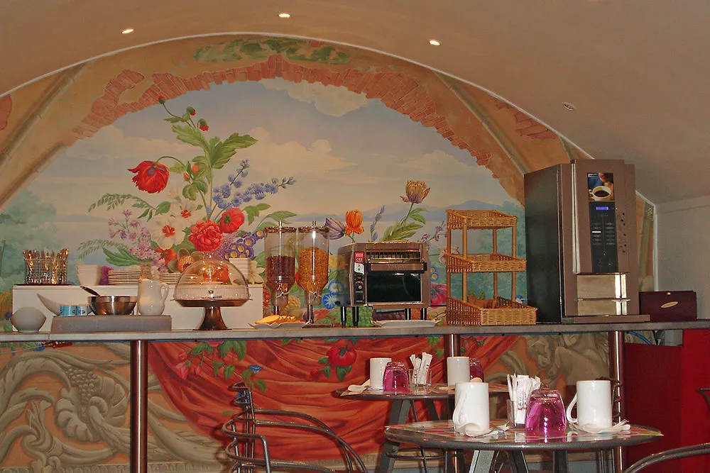 Libertel Montmartre Opera Hotel Paris France