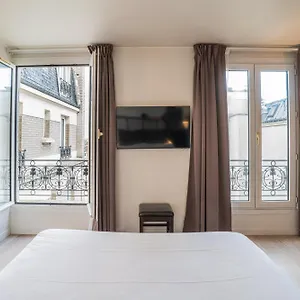 3* Hotel De Flore - Montmartre