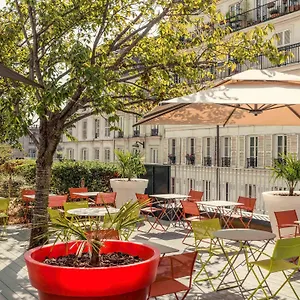 Отель Mercure Montmartre Sacre Coeur